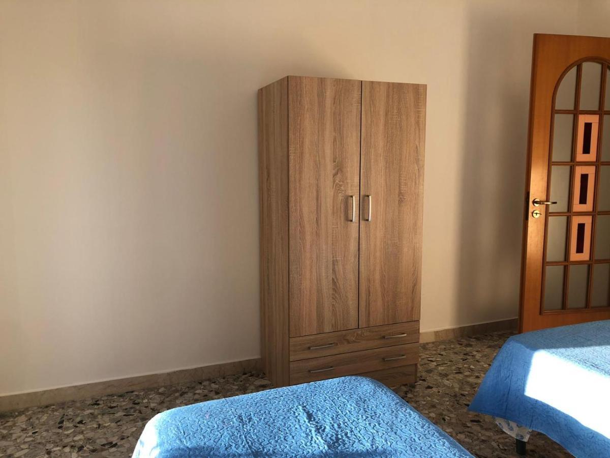 Al Flamingo Apartment Syracuse Bagian luar foto