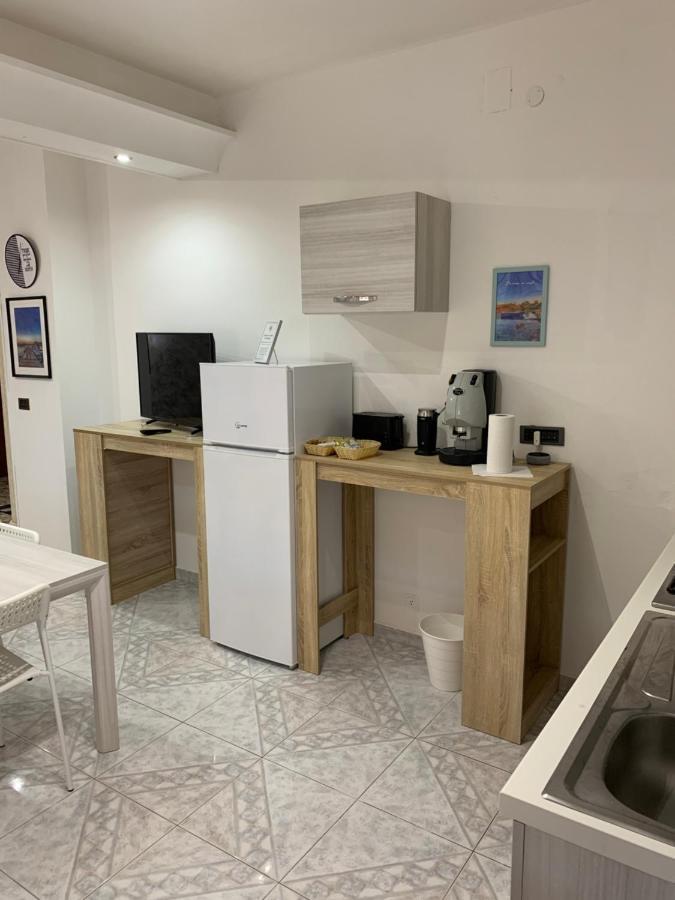 Al Flamingo Apartment Syracuse Bagian luar foto