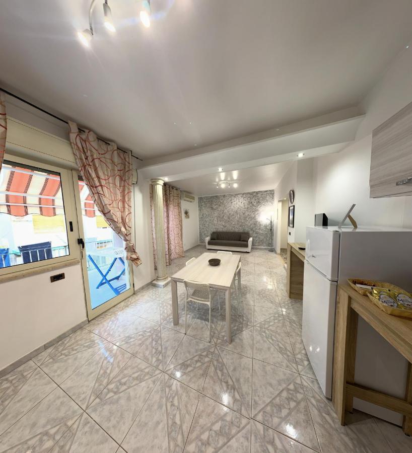 Al Flamingo Apartment Syracuse Bagian luar foto